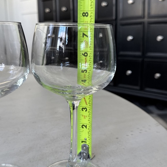 Set of 2 Vintage Clear Wine Glasses 7.5" Tall - Picture 5 of 6